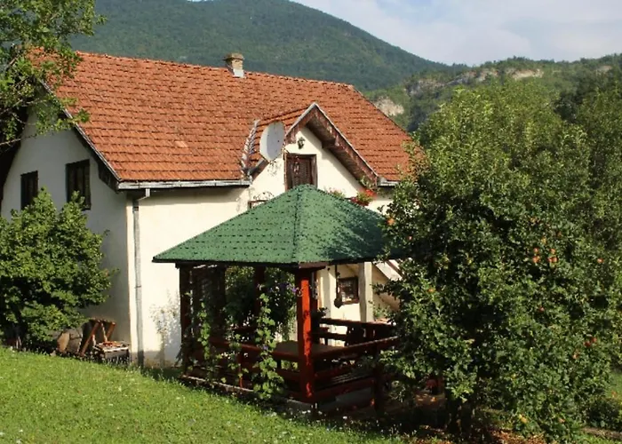 Sijakovic 아파트 모크라 고라